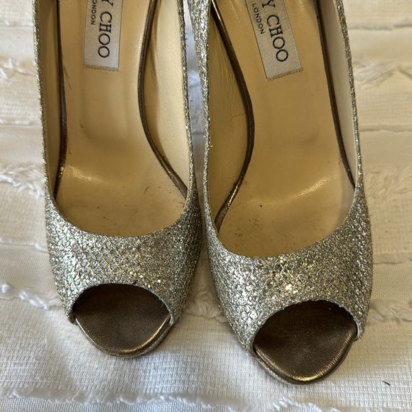 Jimmy Choo Crown Glitter Pump - Picture 4 of 8